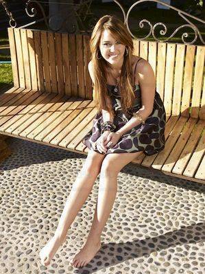 (3) - Miley Cyrus