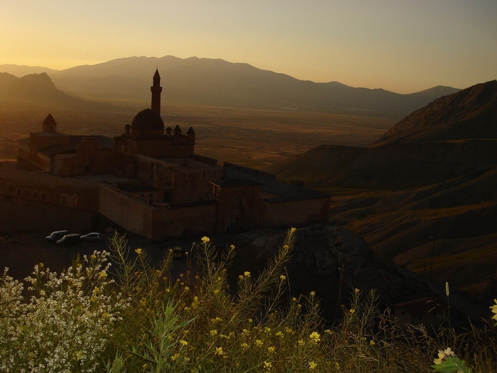 Ishak Pasha Palace in Agri - Turkey (sunrise)