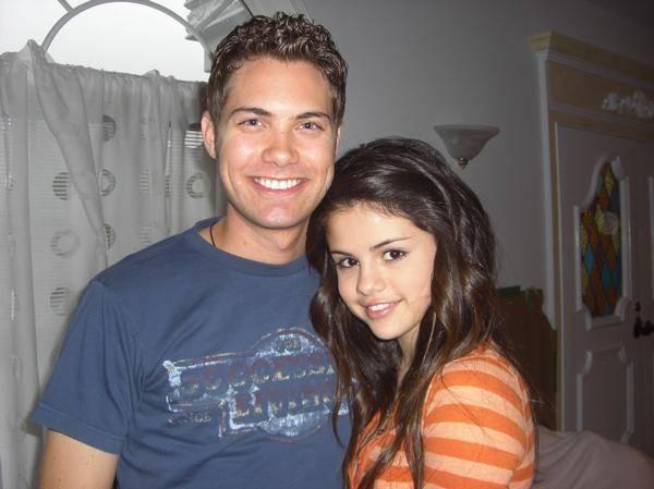 drewselena - Drew Seeley