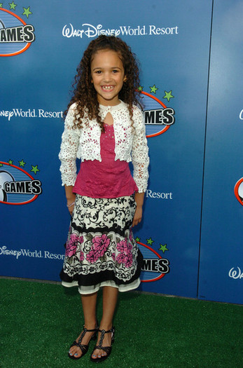 Disney+Channel+Games+2007+Star+Party+wgoQ3d1u7B1l - Madison Pettis