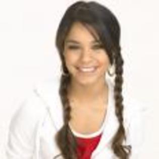 Vanessa_Hudgens_1247603518_3 - high school muzical