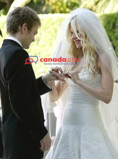 avril-lavigne-wedding - AvRiL LaViGnE si Deryck Whibley