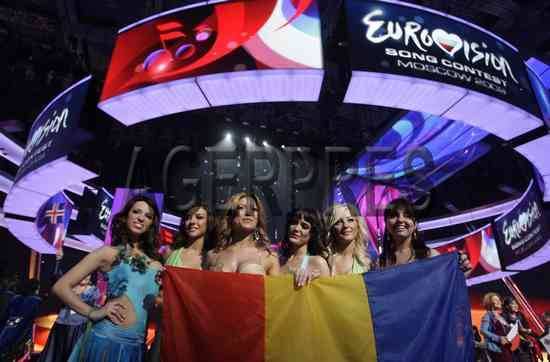 XRMUNLRYTZEOUOWEDWJ - Elena Gheorghe