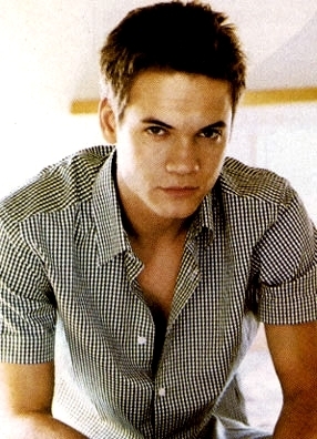 shane-west-234337l-poza[1] - o iubire de neuitat