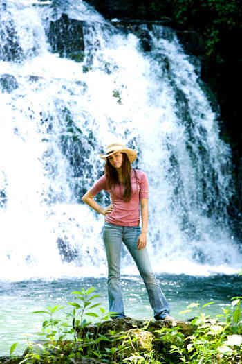 OSMPRXWIQFNUDQIWAEN - club miley si hannah montana