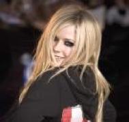 3e4a7e496aa61390[1] - Avril Lavigne