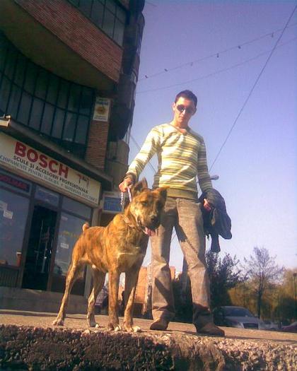 eu si Pax , aici avea 8 luni - animale