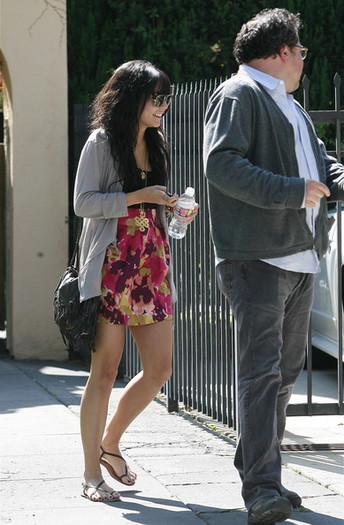 Spotted In Hollywood (1) - Vanessa Hudgenes Spotted In Hollywood At The Film Colony