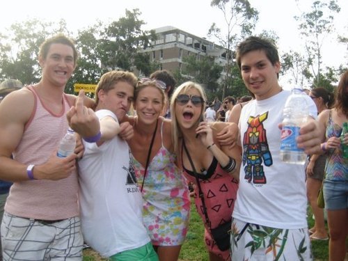 Claire-Holt-claire-holt-5379546-500-375 - Emma in realitate