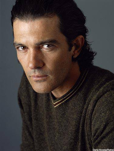 tn2_antonio_banderas_3 - antonio banderas