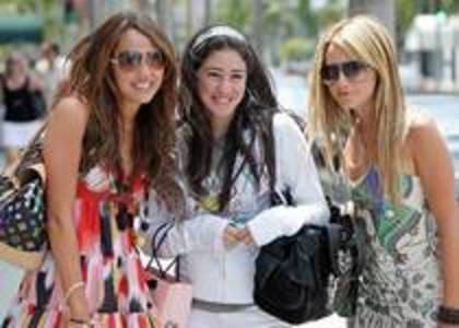 MILEY - ASHLEY SI MILEY