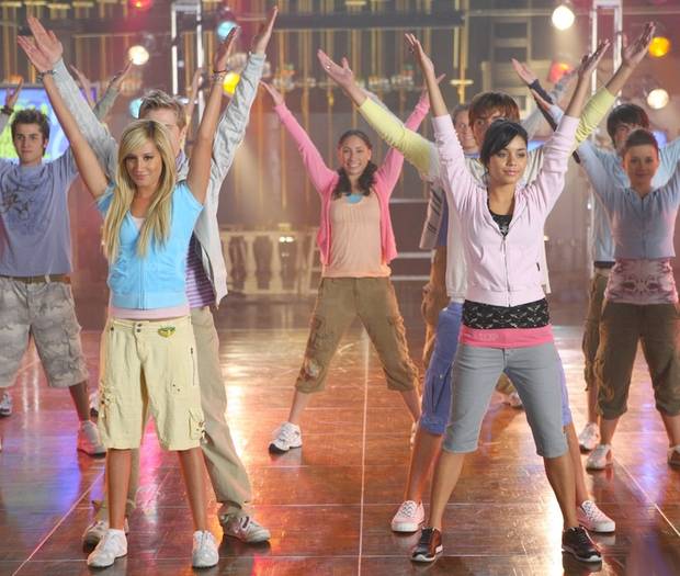 hq002 - high school musical