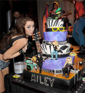 ALJZDXXAZVLNCZDOWHP - poze hannah monatana shi miley