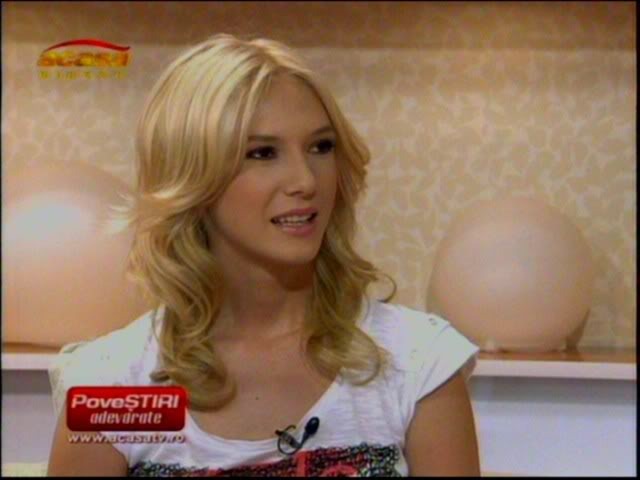 Snapshots56 - Poze Cu Adela Popescu-Lia In Ingerasii Si Cativa Colegi