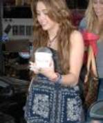 thumb_014 - Miley si mama sa in Los Angeles