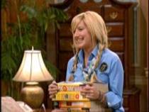 006TSH_Ashley_Tisdale_019