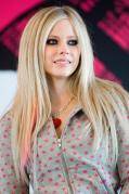 ZXRBXKZKLLWZXXSQPNG - avril lavigne