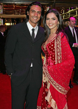Arjun si Deepika la premiera filmului in Londra