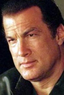 steven-seagal-377954l-poza - Baieti de elita