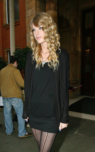 taylor-swift-11199-4 - Taylor Swift