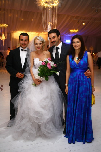Ducu Ion,Diana,Alexandru si Ioana Ghinghina - Diana Dumitrescu poze nunta cu Ion Ducu