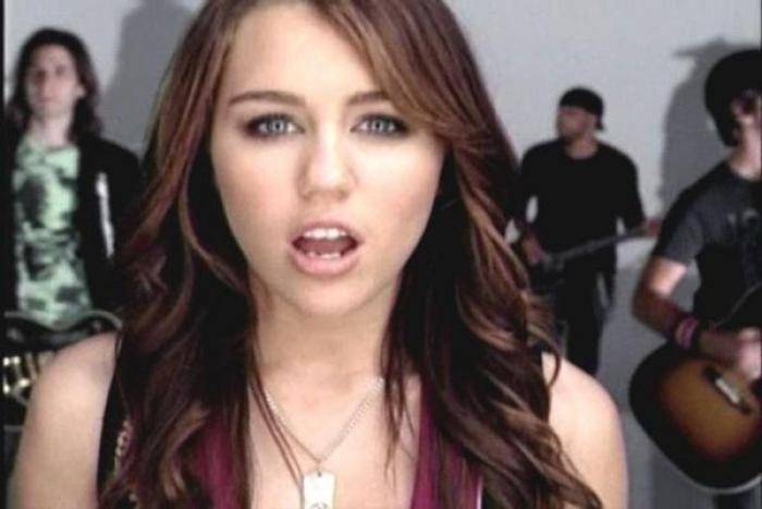 RQTXSPORBOSZEZLIKLK - Vedete