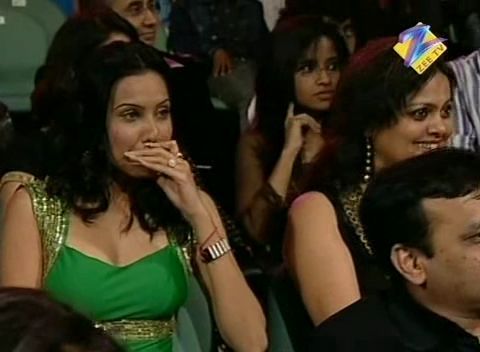 2004736465554156574_rs - A TA PENTRU TOTDEAUNA-Kamya Punjabi-Sindoora