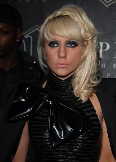 lady_gaga_wants_everyone_to_wear_latex - Lady Gaga