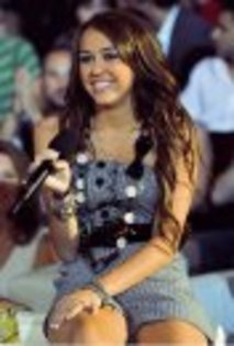 6410_1113782298741_1652433864_264378_1486915_s - AICI CLUB HANNAH MONTANA
