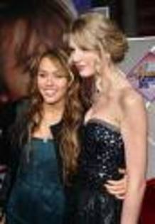 Miley & Taylor - Album dedicat lui Extramegasuperfanmileysmiley