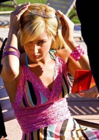 NewName-022-2009.02.28 Unregistered copy of FPR - Please register - Ashley Michelle Tisdale