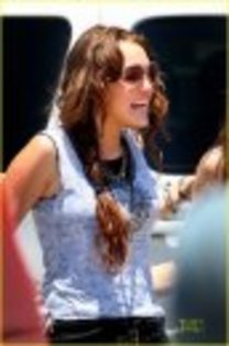 5960_1119243173761_1007485986_30329780_2533381_s - AICI CLUB HANNAH MONTANA
