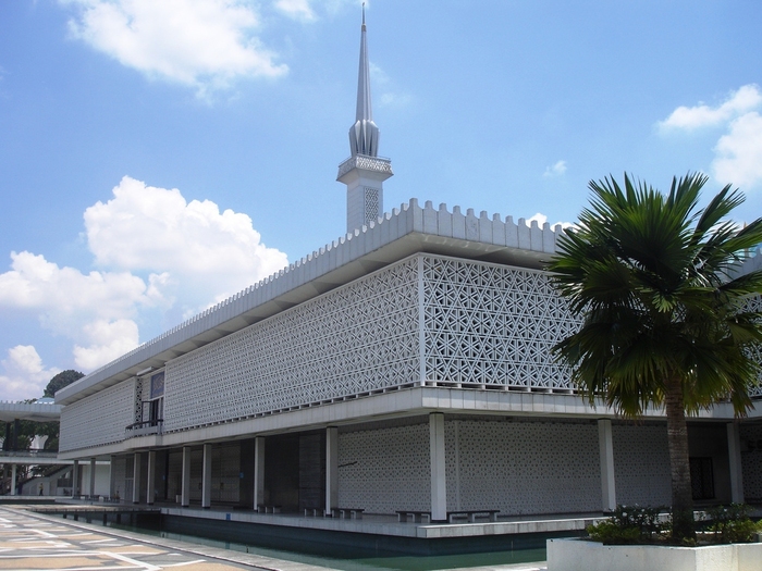 Negara National Mosque in Kuala Lumpur - Malaysia - Islamic Architecture Around the World