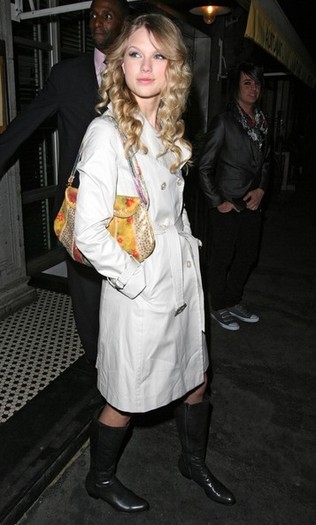 Taylor+Swift+Out+Dinner+Automat+Restaurant+gh2QQsiYYaol