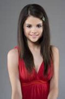 XSFVWMNUSNTVFTXBREC - Selena Gomez