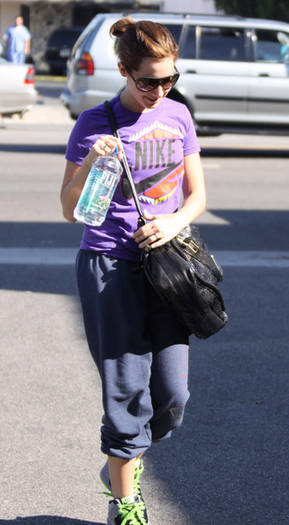 Ashley Tisdale Leaving Her Gym H4h6nWyRSbyl - mollt