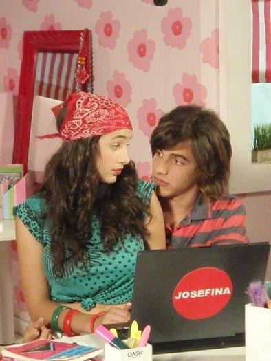 Patito_feo_1233515287_1_2007 - toti din patito