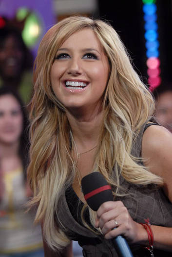 CkAo9mMLqheU - Ashley Michelle Tisdale