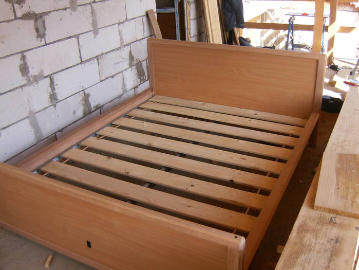 HPIM2532 - mobiler din lemn masiv pat matrimonial