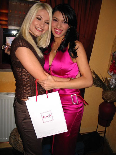 38_jpg2 - Trupa Ladies