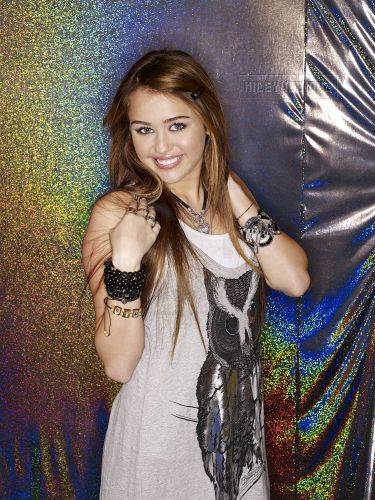 2; Miley
