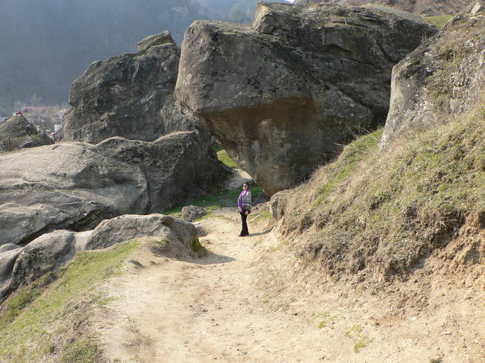 P1040415 - 2009 aprilie manastirile  cetatuia-namaesti-corbi
