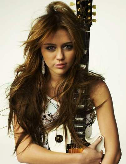 Miley-Cyrus-035 - PHOTOSHOOT MILEY CYRUS 01