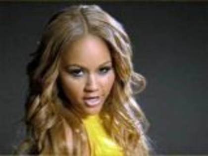  - Kat DeLuna