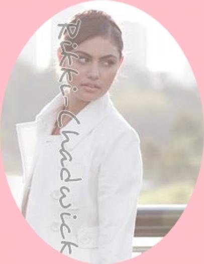 Copy of phoeb - Cleo_phoebe in realitate