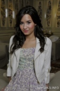 5 - Demi Lovato - Intr-o stare foarte buna