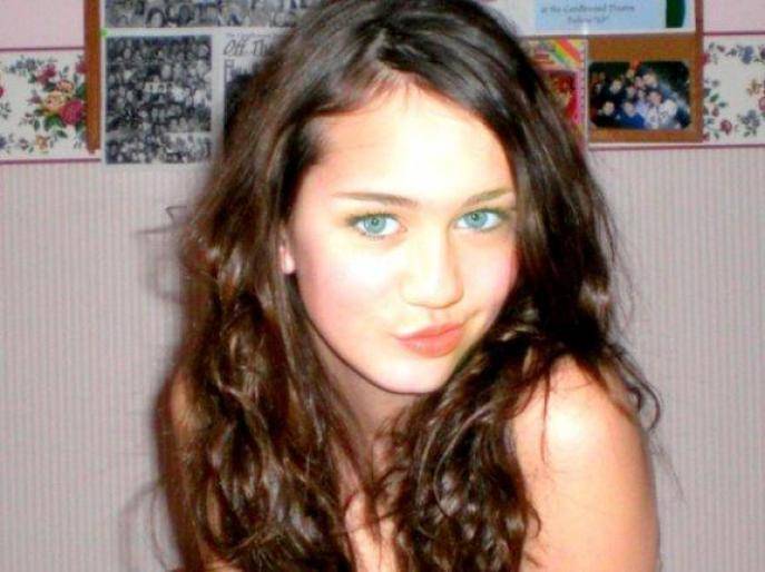 miley12 - Miley Cyrus