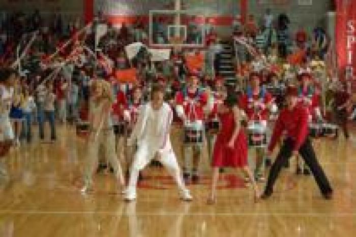 QXTAMQPOSOYMHHMDNEY - High School Musicale