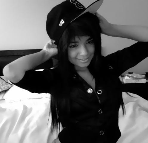 orig-8779971 - Scene  Queen si altele