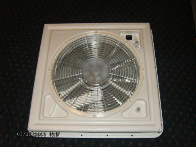 foto bula 519 - sisteme de ventilatie pentru porumbei      TURBINE VENTS